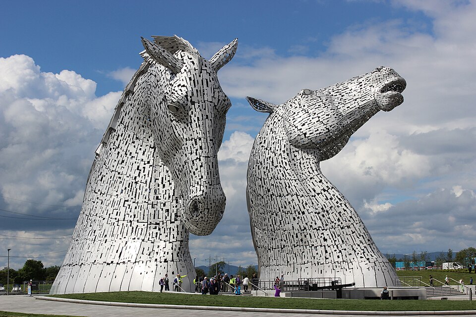 The Kelpies — 30 m vysoké sochy koní
